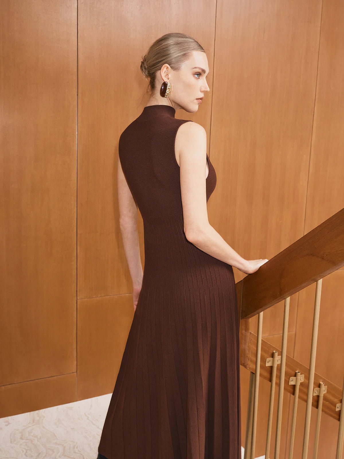 Turtleneck Sleeveless Knit Maxi Dress without Belt