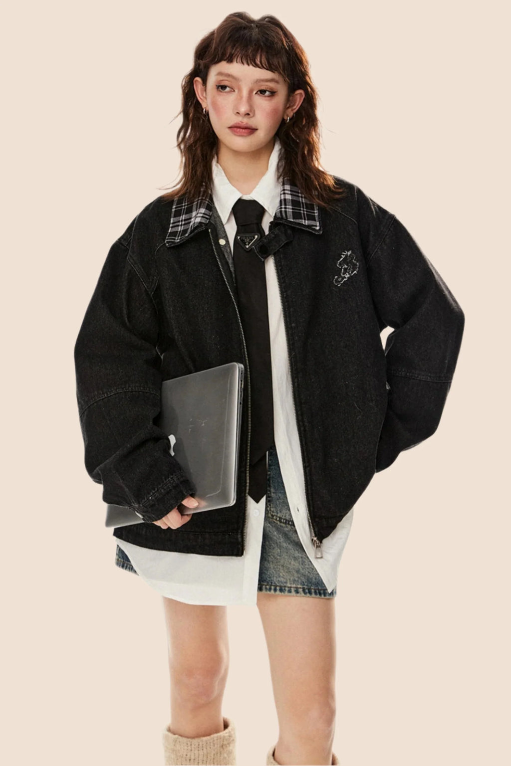 Retro Embroidered Loose Fit Denim Jacket