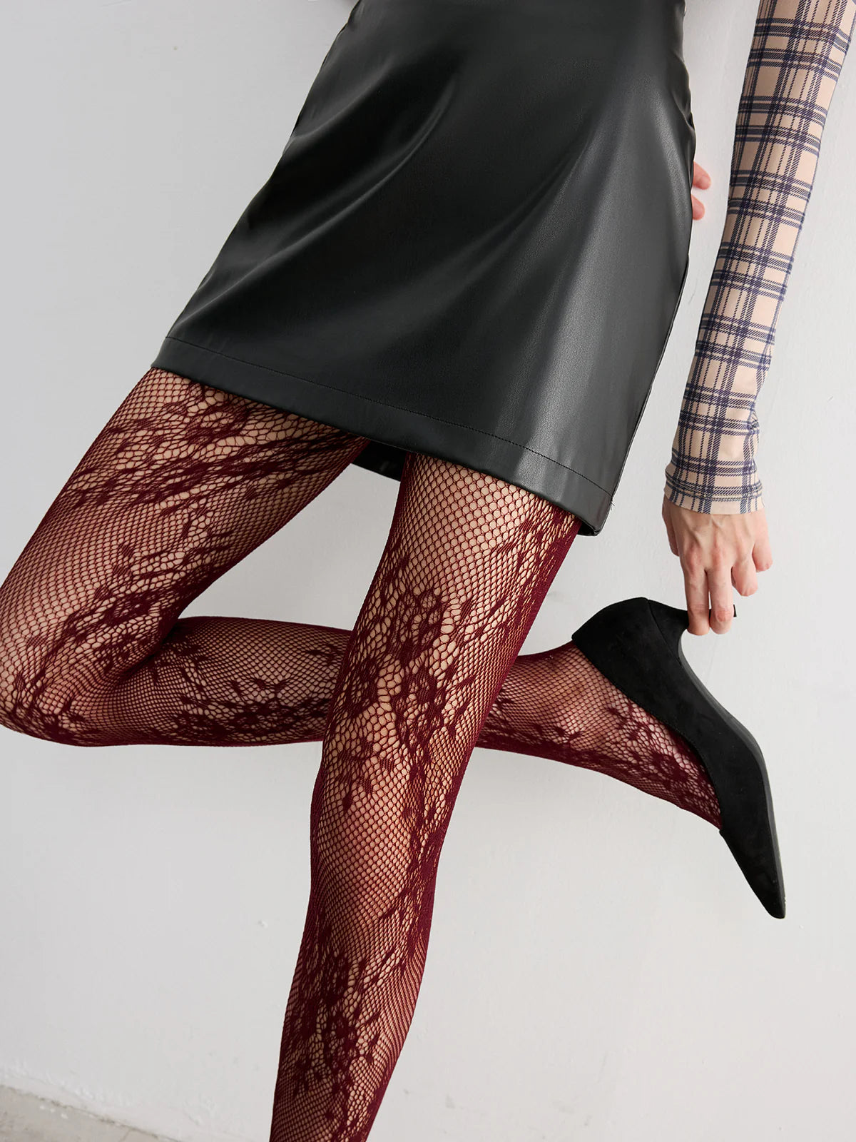 Floral Lace Fishnet Tights
